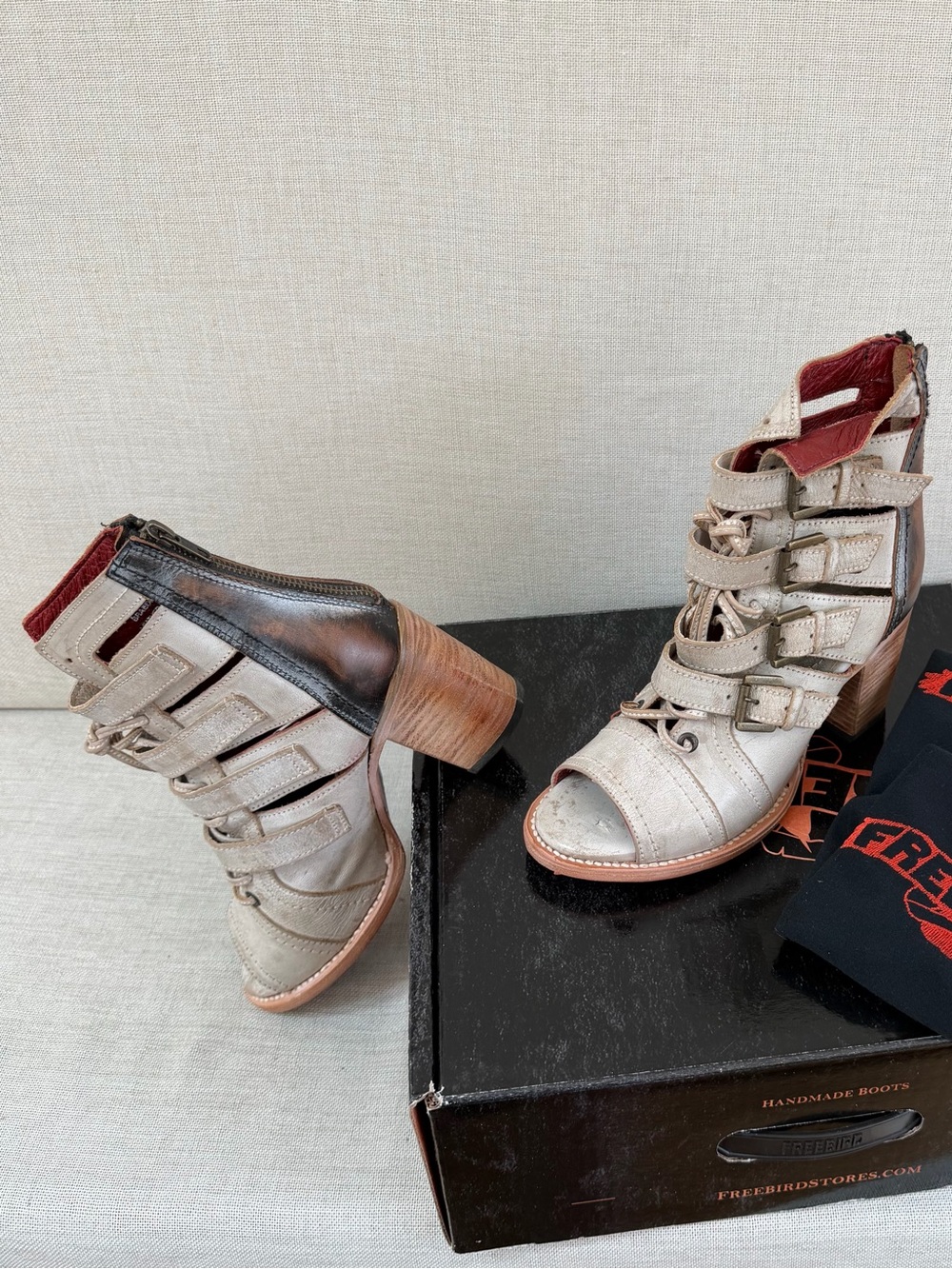 NIB Freebird Braeden Leather Strappy Booties in Ice Size 8
